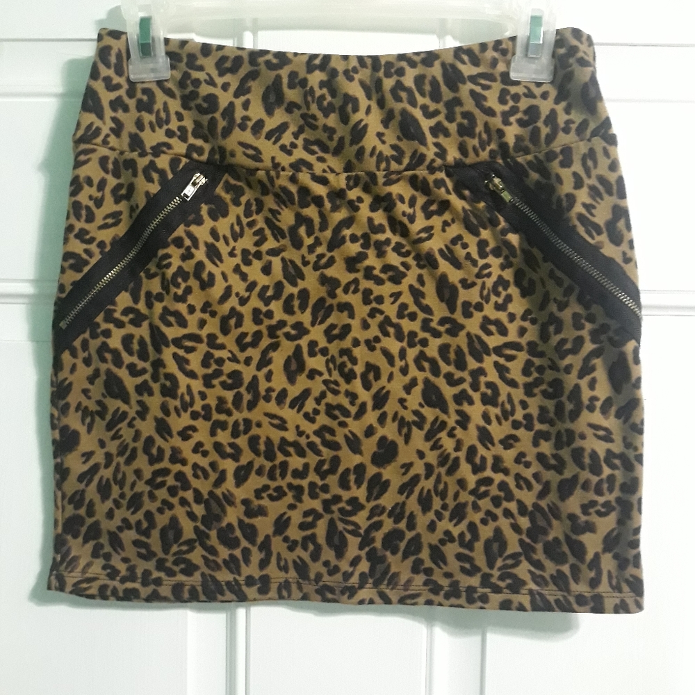Xhilaration Cheetah Print Mini Skirt